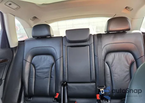 2015 Audi Q5 Premium Plus z USA, uszkodzony, nr VIN WA1LFAFP4FA110925